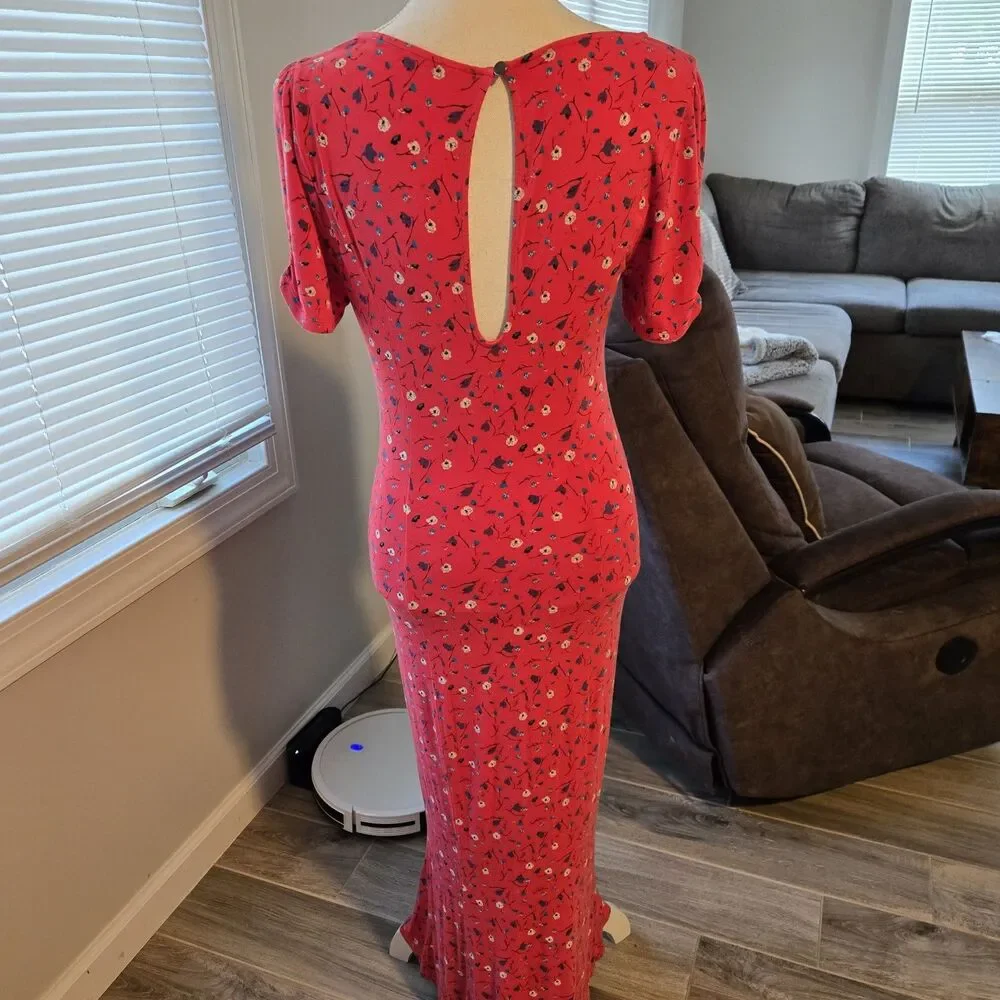 Free People wear silhouette coral